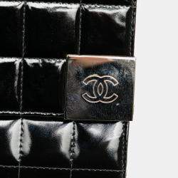 Pre Owned Chanel Black Patent Leather CC Chocolate Bar Clutch on Chain