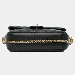 Pre Owned Chanel Black Mini Rectangular Chevron Lambskin Chain Around Flap Bag