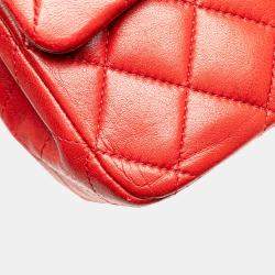 Pre Owned Chanel Red Medium Classic Lambskin Double Flap Bag