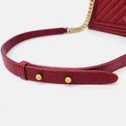 Pre Owned Chanel Red Leather Chevron Boy Medium Shoulder Bag