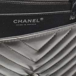 Pre Owned Chanel So Black Chevron Leather Mini Square Classic Flap Bag