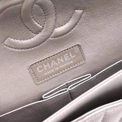 Pre Owned Chanel Silver Calfskin Chevron Medium Classic Double Flap Shoulder Bag