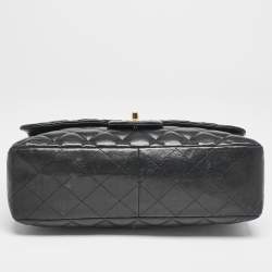 Pre Owned حقيبة شانيل قلاب كلاسيك جامبو جلد لامع مبطنة ذهبية