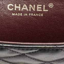 Pre Owned حقيبة شانيل قلاب كلاسيك جامبو جلد لامع مبطنة ذهبية