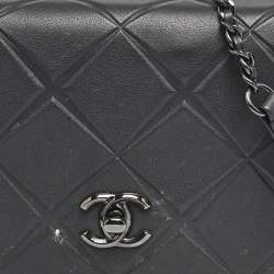 Pre Owned Chanel Black Leather Mini Propeller Flap Bag