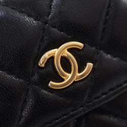 Chanel Black Quilted Lambskin Pearl Crush Waist Bag