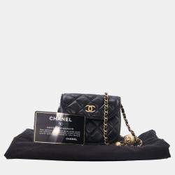 Chanel Black Quilted Lambskin Pearl Crush Waist Bag