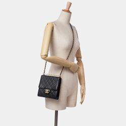Pre Owned Chanel Black Small Lambskin Chic Pearls Flap Bag