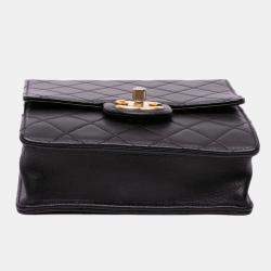 Pre Owned Chanel Black Small Lambskin Chic Pearls Flap Bag