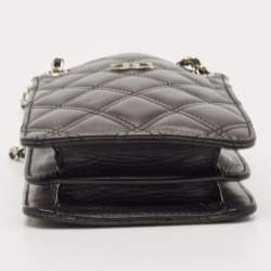 Pre Owned Chanel Black Quilted Leather CC Phone Holder Crossbody Bag