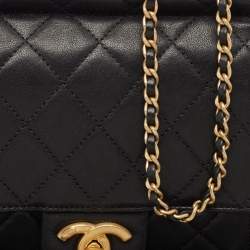 مملوكة مسبقًا Chanel Black Quilted Leather Chic Pearls Crossbody Bag