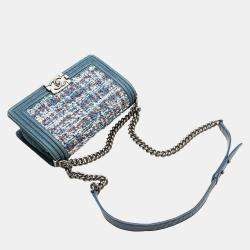 Pre Owned Chanel Blue Denim Tweed Medium Boy Bag