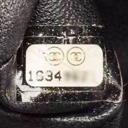 Pre Owned Chanel Black Quilted Leather CC Frame Clutch