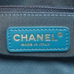 مملوكة مسبقًا Chanel Blue Quilted Leather CC Waist Bag