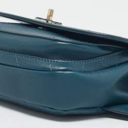 مملوكة مسبقًا Chanel Blue Quilted Leather CC Waist Bag