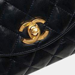 Pre Owned Chanel Black CC Quilted Lambskin Flap Bag