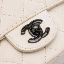 Pre Owned Chanel Ivory Leather Mini Square Classic Single Flap Bag