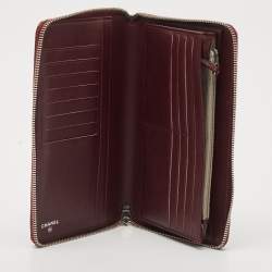 Pre Owned Chanel Burgundy Quilted Patent Leather Zip Around Wallet Organizer