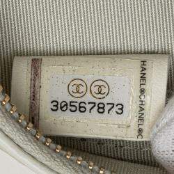 Chanel White Lambskin 19 Round Clutch with Chain