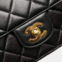 Pre Owned Chanel Black Medium CC Quilted Lambskin Border Single Flap