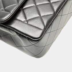 Pre Owned Chanel Black Medium CC Quilted Lambskin Border Single Flap