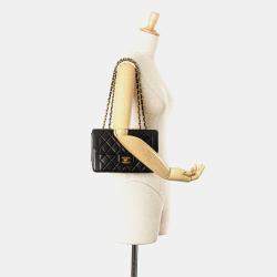 Pre Owned Chanel Black Medium CC Quilted Lambskin Border Single Flap