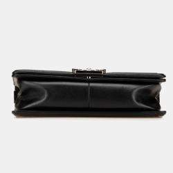 Pre Owned Chanel Black Silver Lambskin Patent Leather Chevron Boy Shoulder Bag