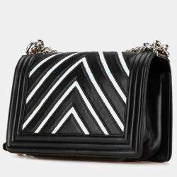 Pre Owned Chanel Black Silver Lambskin Patent Leather Chevron Boy Shoulder Bag