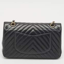 Chanel Black Chevron Leather Medium Classic Double Flap Bag