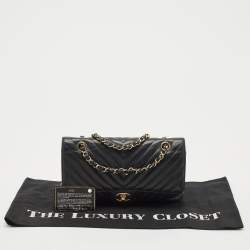 Chanel Black Chevron Leather Medium Classic Double Flap Bag