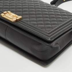 مملوكة مسبقًا Chanel Black Quilted Caviar Leather Large Boy Flap Bag