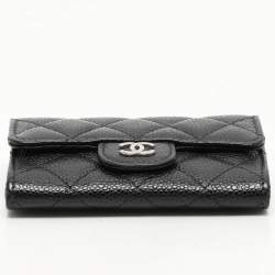 مملوكة مسبقًا Chanel Black Quilted Caviar Leather CC Card Holder