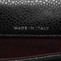 مملوكة مسبقًا Chanel Black Quilted Caviar Leather CC Card Holder