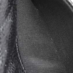 مملوكة مسبقًا Chanel Black Quilted Caviar Leather CC Card Holder
