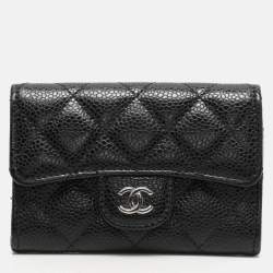 مملوكة مسبقًا Chanel Black Quilted Caviar Leather CC Card Holder