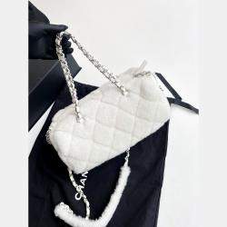 Chanel White Shearling Ski Collection Bucket Bag