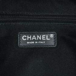 Pre Owned Chanel Blue Jumbo Iridescent Quilted Caviar Easy Flap