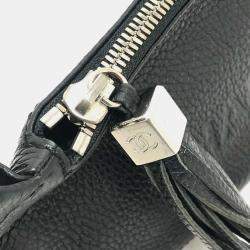 Pre Owned Chanel Black Calfskin Logo Fringe Chain Shoulder Bag