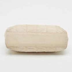 Pre Owned Chanel White iridescent Suede Cut Out Handle Clutch