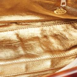 Pre Owned Chanel White iridescent Suede Cut Out Handle Clutch