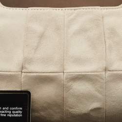 Pre Owned Chanel White iridescent Suede Cut Out Handle Clutch