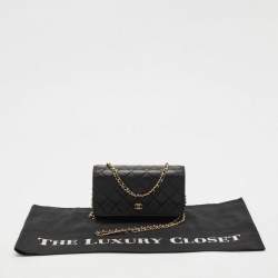 Pre Owned Chanel Black Quilted Leather CC Wallet On Chain