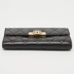 Pre Owned Chanel Black Quilted Leather Golden Class Continental Wallet
