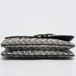 Chanel White/Black Tweed Diagonal CC Flap Bag