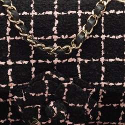 Pre Owned Chanel Black/Pink Tweed Camellia Small Flap Bag