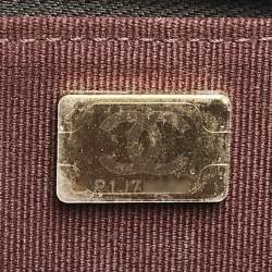 مملوكة مسبقًا Chanel Black Quilted Caviar Leather Classic Wallet on Chain