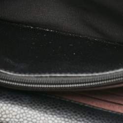 مملوكة مسبقًا Chanel Black Quilted Caviar Leather Classic Wallet on Chain