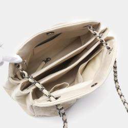 Pre Owned Chanel Mademoiselle Bowling Bag On The Road