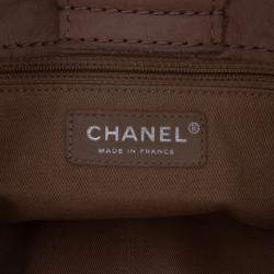 Pre Owned Chanel Beige Brown Calfskin Stitched Highlander Messenger Bag