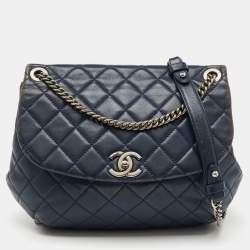 Pre Owned Chanel Navy Blue Quilted Leather Daily Supple Flap Bag